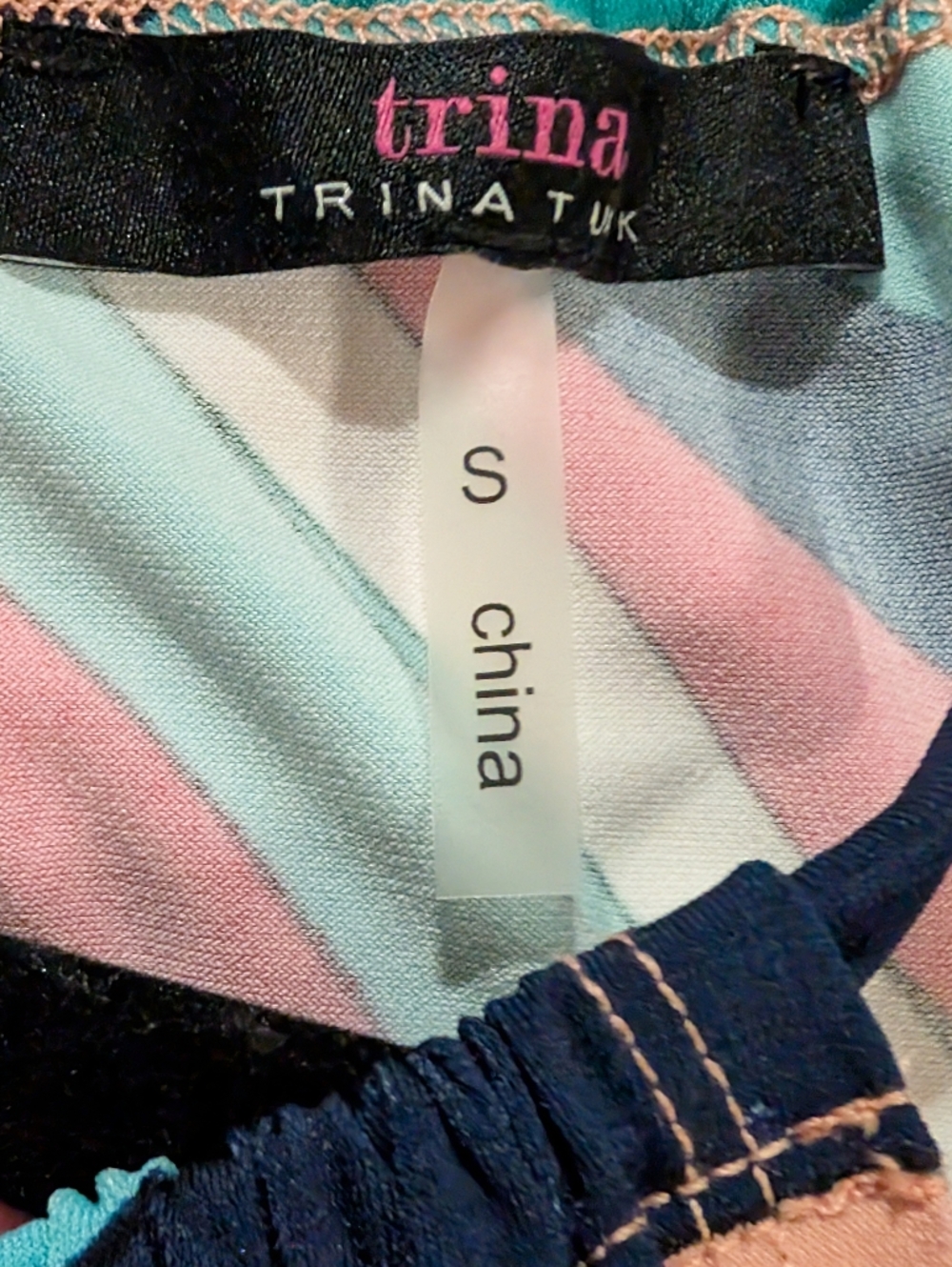 Trina Turk Milian Wave-Print Maxi Dress - Picture 8 of 10